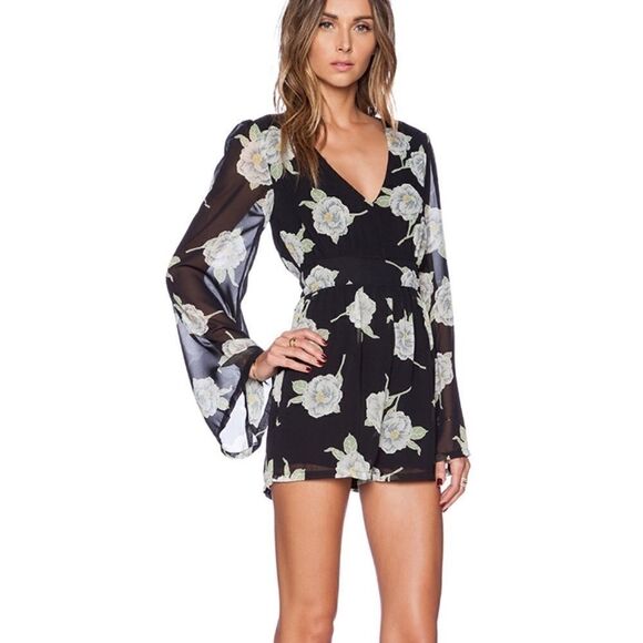 Mink Pink Black Floral Long Sleeve Oriental Bloom Sheer Playsuit Romper XS - Picture 3 of 8